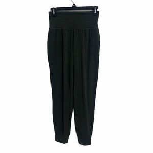 ATHLETA salutation jogger in powervita